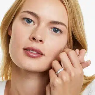 A Seven Stone Mixed Cut White Gold Diamond Wedding Rings For Women band in 14K White Gold (2.00mm) with 0.28 CTW mixed-shape lab-grown diamonds.