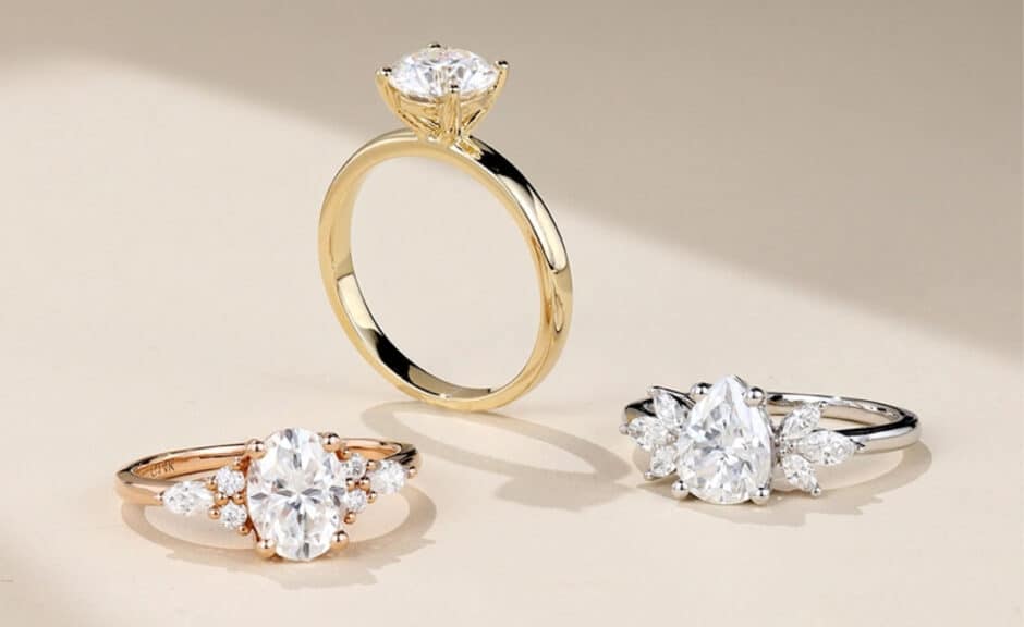 yellow gold rose golde white gold ring side by side